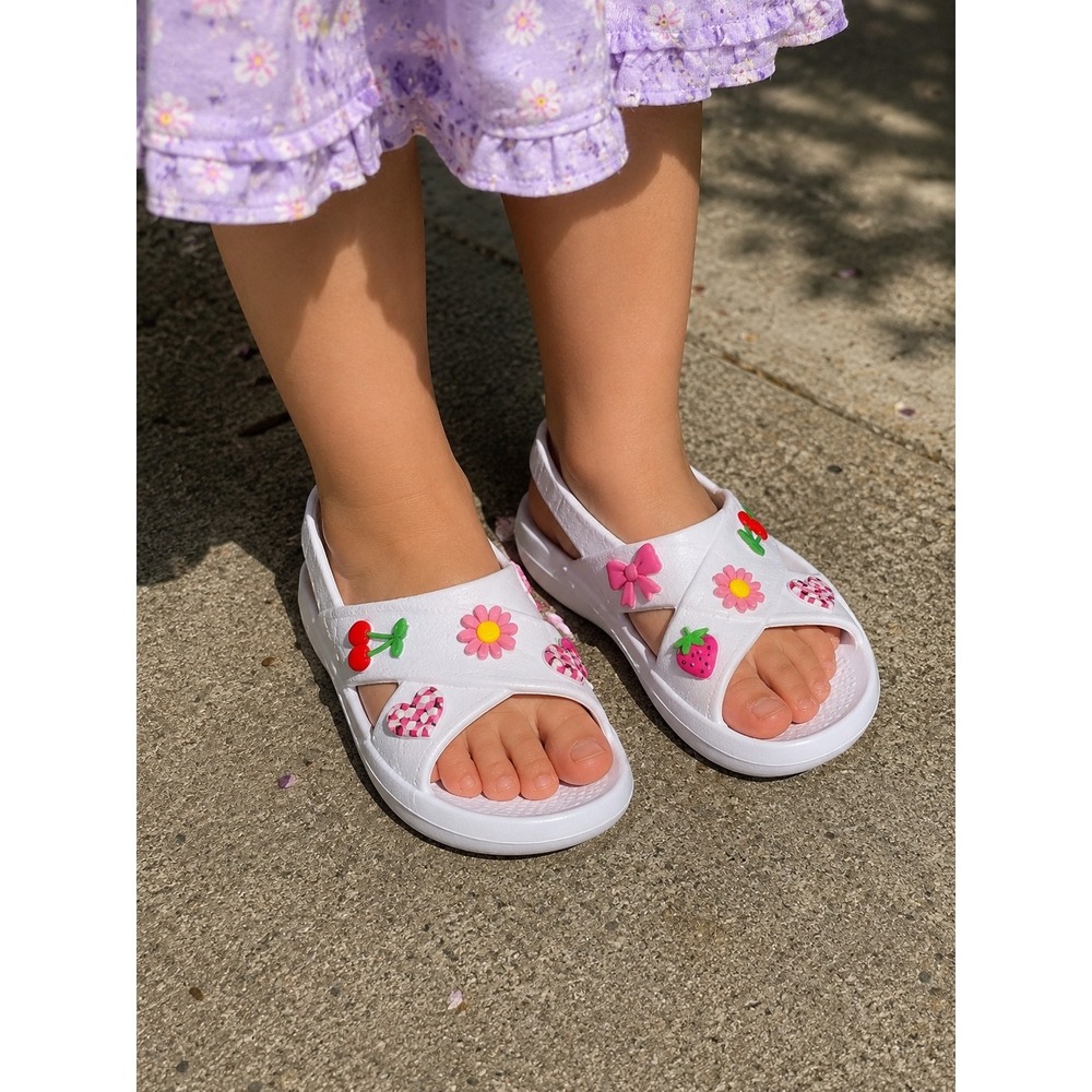 Wonder Nation Toddler Girls White EVA Squishy Sandals Charms 9-10 NWT
